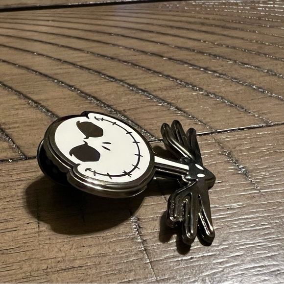 Disney Nightmare Before Christmas Jack Enamel Pin - Picture 2 of 6
